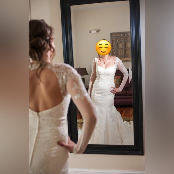 DAVID'S BRIDAL SLEEVE WEDDING DRESS - Picture 8 of 12